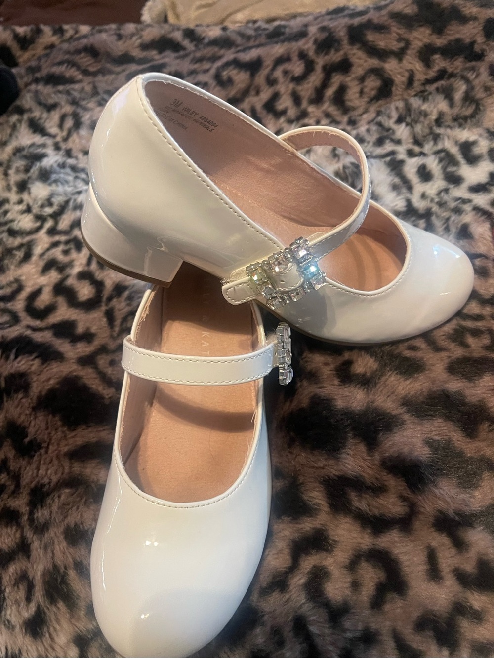 Kelly & Katie White Patent Mary Jane Dress Shoes with Jewel Buckle